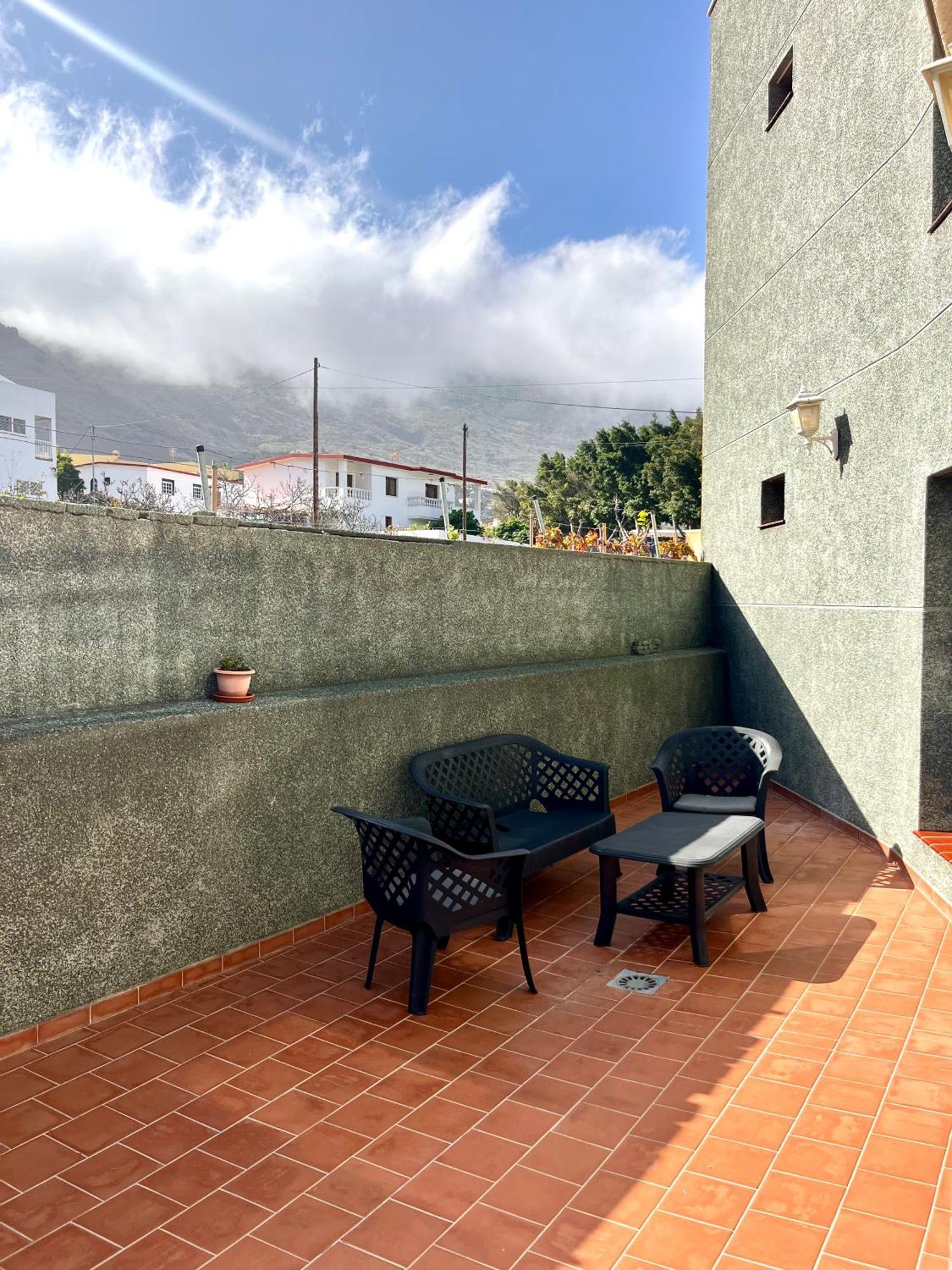 Apartamentos Edalmar Frontera Ngoại thất bức ảnh