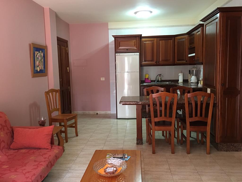 Apartamentos Edalmar Frontera Ngoại thất bức ảnh