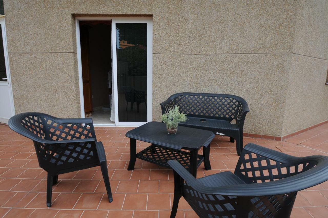 Apartamentos Edalmar Frontera Ngoại thất bức ảnh